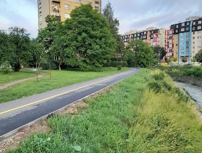 Bulevar Stupine * Tuzla